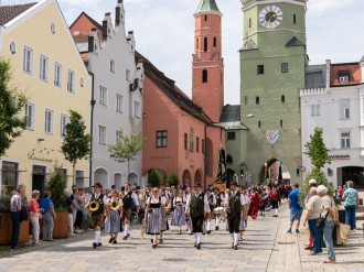 Drei-Gaue-Trachtenfest_Vilsbiburg_045.jpg