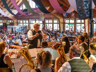 Volksfest-2025_Tag-der-Blasmusik_015.jpg