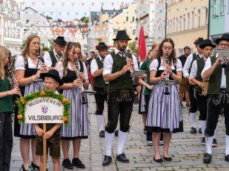 Volksfestauszug2024_011.jpg