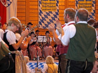 Volksfest-Vilsbiburg-15_098.jpg