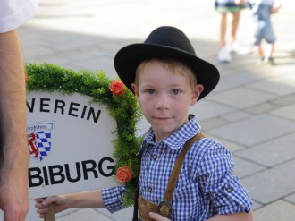 Volksfestauszug19_001.jpg