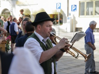 Volksfestauszug19_018.jpg